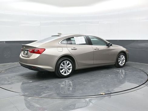 Used 2025 Chevrolet Malibu LT FWD image 7