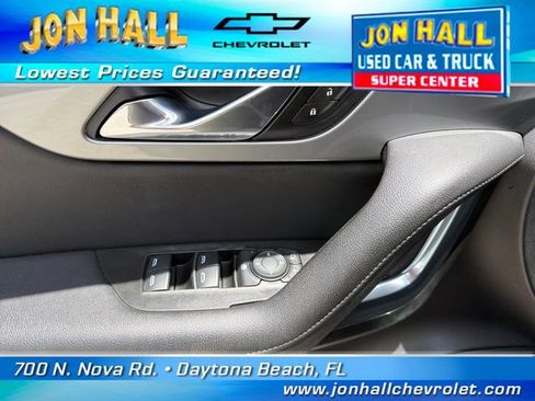 Used 2020 Chevrolet Blazer LT w/ Sound & Technology Package FWD image 21