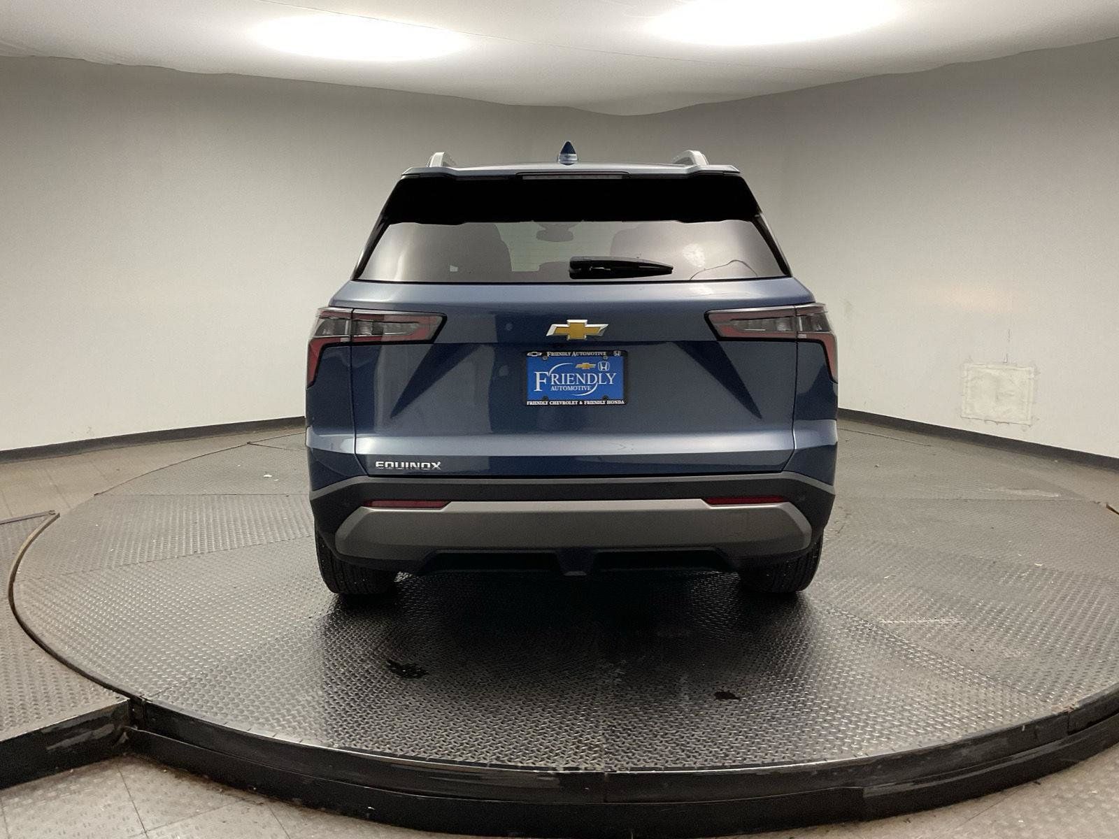 Certified 2025 Chevrolet Equinox LT w/ LPO, Floor Liner Package FWD image 6