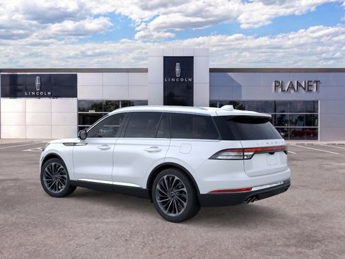 New 2026 Lincoln Aviator Reserve RWD image 4