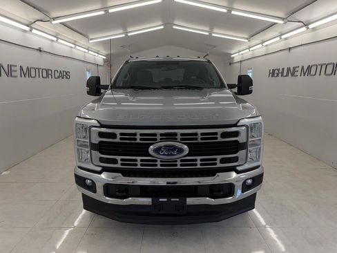 Used 2023 Ford F350 XLT AWD/4WD image 2