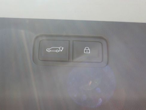 New 2026 Hyundai Ioniq 9 Limited w/ Tow & Go Package AWD/4WD image 11