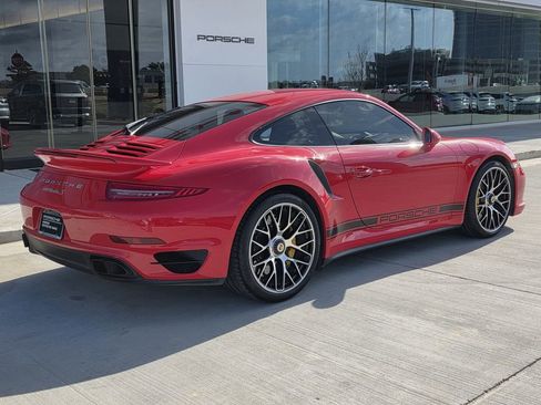 Used 2014 Porsche 911 Turbo image 8