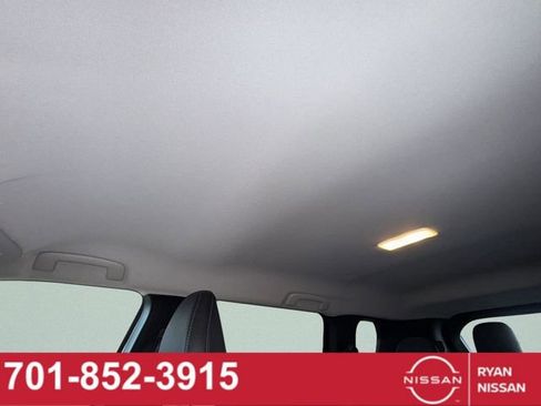 Used 2024 Mitsubishi Outlander SE image 40