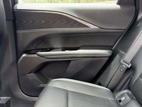 Used 2024 Cadillac Lyriq Luxury w/ LPO, Floor Liner Package RWD image 19