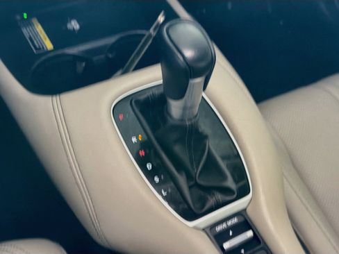 Certified 2024 Honda HR-V EX-L image 15