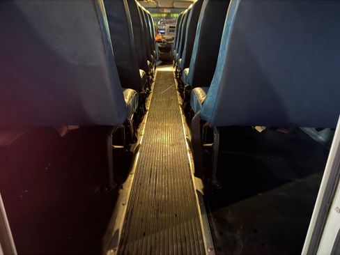 Used 2005 Chevrolet Express 3500 w/ School Bus Package image 12