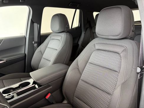 New 2027 Chevrolet Equinox LT w/ LPO, Floor Liner Package FWD image 26