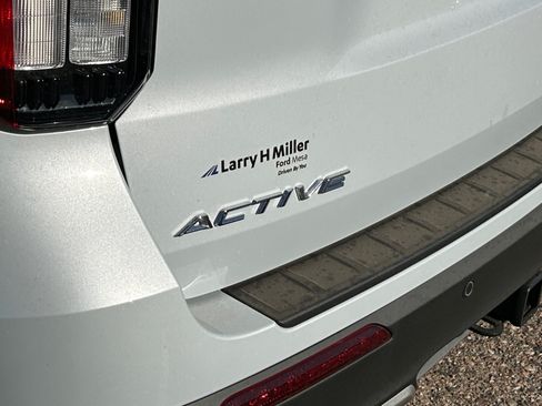 New 2026 Ford Explorer Active AWD/4WD image 24