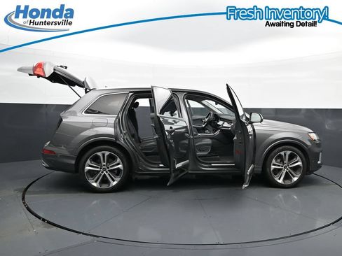 Used 2022 Audi Q7 3.0T Prestige AWD/4WD image 42