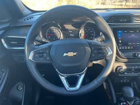 Certified 2023 Chevrolet TrailBlazer ACTIV w/ Sun and Liftgate Package image 14