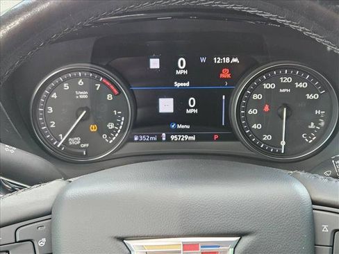 Used 2020 Cadillac XT6 Premium Luxury FWD image 10