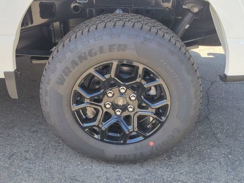 New 2026 Ford F150 XLT w/ Equipment Group 302A MID AWD/4WD image 5