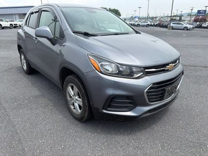 Used 2020 Chevrolet Trax LS w/ Tint and Cruise Package