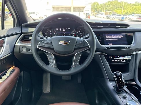 New 2026 Cadillac XT5 Premium Luxury w/ LPO, Premium Carpet Package AWD/4WD image 17