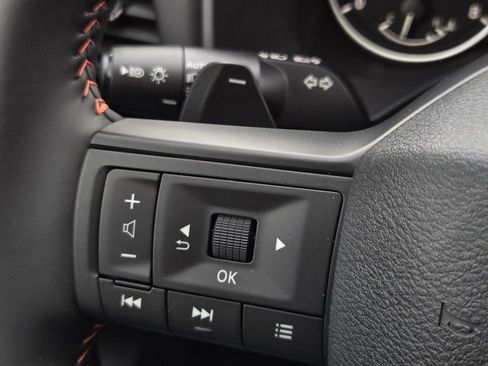 New 2026 Nissan Rogue SV AWD/4WD image 25