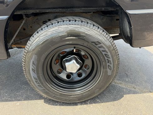 Used 2004 Ford Ranger XLT RWD image 36