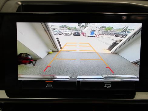 Used 2023 GMC Sierra 1500 SLT AWD/4WD image 24