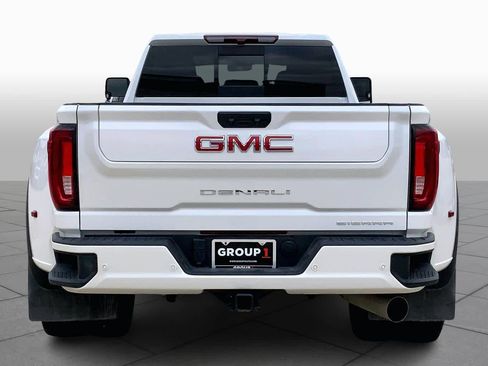 Used 2022 GMC Sierra 3500 Denali image 4