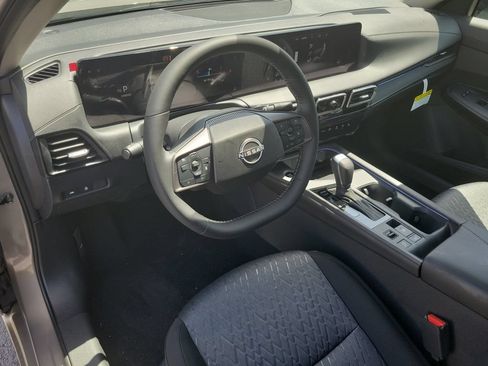 New 2026 Nissan Sentra SV w/ SV Convenience Package FWD image 21
