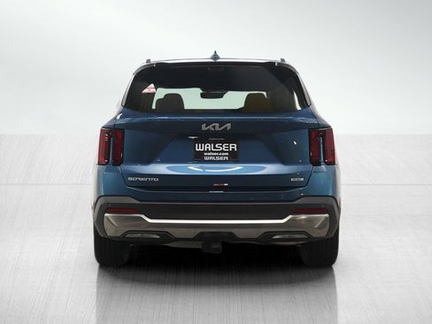 Used 2025 Kia Sorento SX Prestige image 4