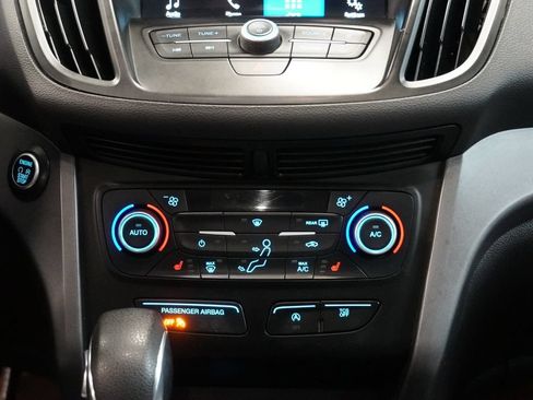 Used 2019 Ford Escape SE AWD/4WD image 20