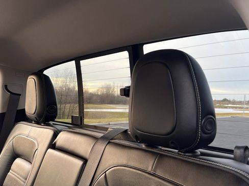 Used 2021 GMC Canyon Denali image 35