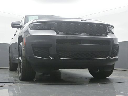 Used 2023 Jeep Grand Cherokee L Laredo AWD/4WD image 53