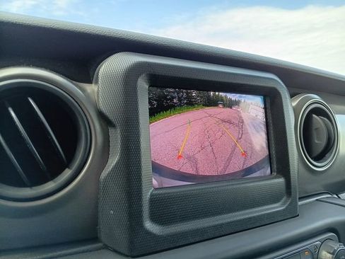 Used 2023 Jeep Wrangler Unlimited Sport AWD/4WD image 9