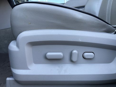 Used 2015 Lincoln MKX AWD w/ Equipment Group 102A image 16