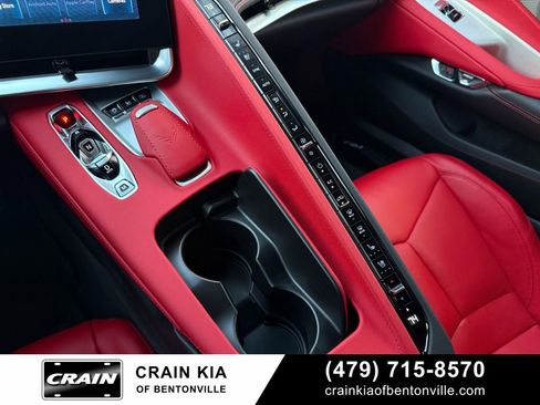 Used 2025 Chevrolet Corvette Stingray Preferred Cpe w/ 2LT image 18