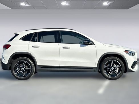 Used 2023 Mercedes-Benz GLA 250 4MATIC image 7