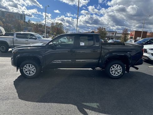 New 2025 Toyota Tacoma SR5 image 2
