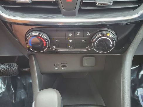 Certified 2024 Buick Encore GX Sport Touring w/ Experience Buick Package AWD/4WD image 32