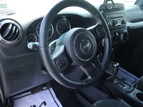 Used 2015 Jeep Wrangler Unlimited Sport w/ Quick Order Package 24S AWD/4WD image 19
