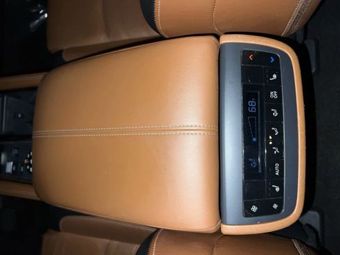 Used 2023 Nissan Pathfinder Platinum image 43