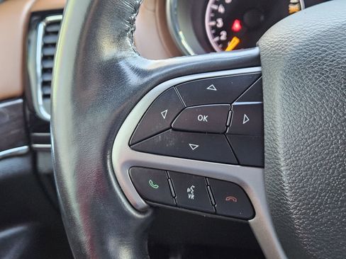 Used 2021 Jeep Grand Cherokee Overland image 26