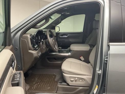 New 2026 Chevrolet Silverado 1500 LTZ w/ Technology Package AWD/4WD image 12