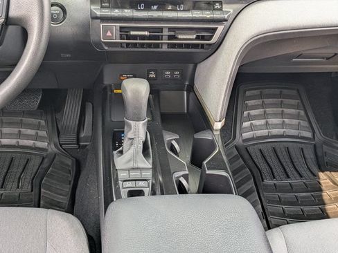 Used 2025 Toyota Camry LE FWD image 16