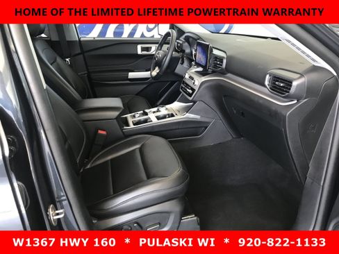 Used 2023 Ford Explorer XLT w/ Equipment Group 202A AWD/4WD image 4