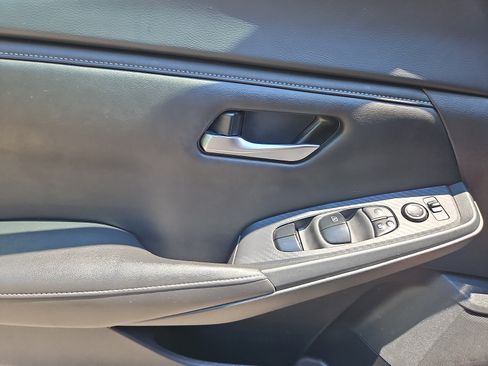 Certified 2023 Nissan Sentra SV w/ All-Weather Package FWD image 12