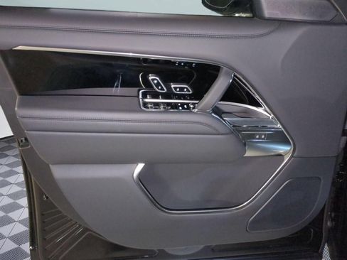 New 2026 Land Rover Range Rover SE AWD/4WD image 11