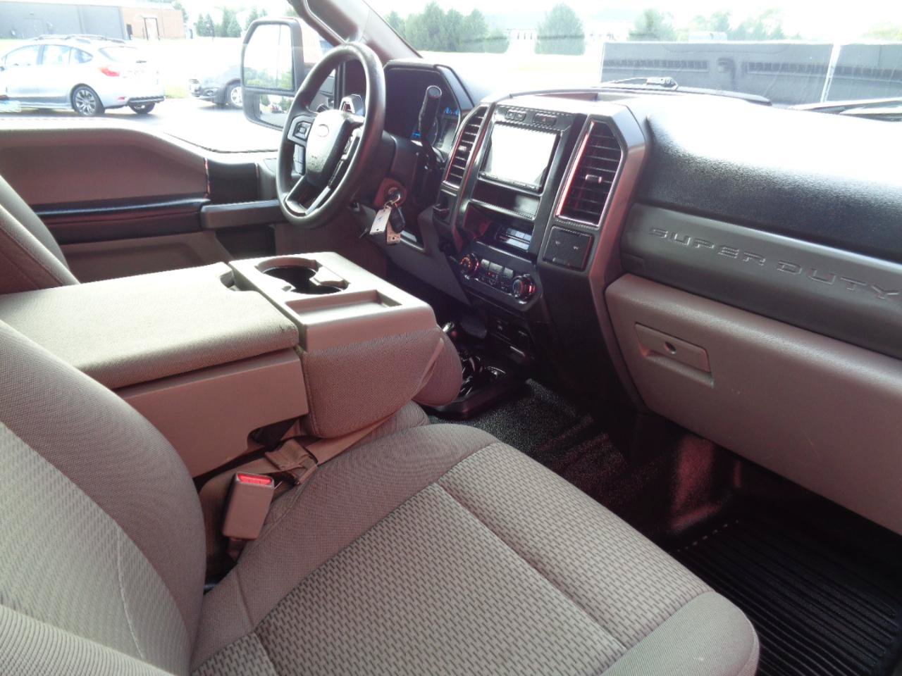 Used 2017 Ford F250 XLT AWD/4WD image 12