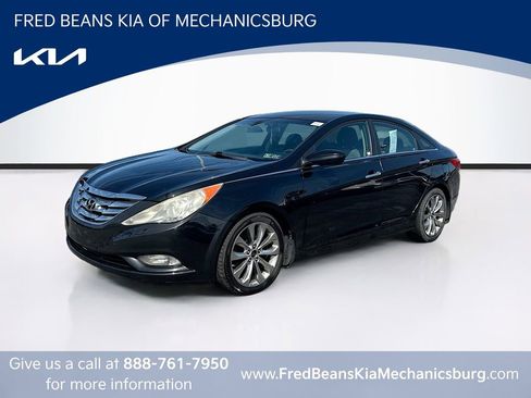 Used 2011 Hyundai Sonata SE FWD image 2