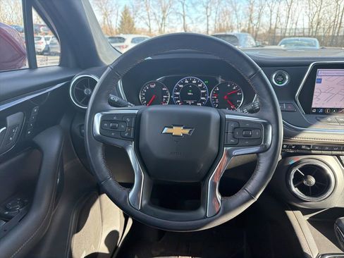 Used 2022 Chevrolet Blazer Premier w/ Enhanced Convenience Package image 12