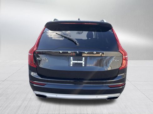 Used 2017 Volvo XC90 T6 Momentum w/ Vision Package image 4