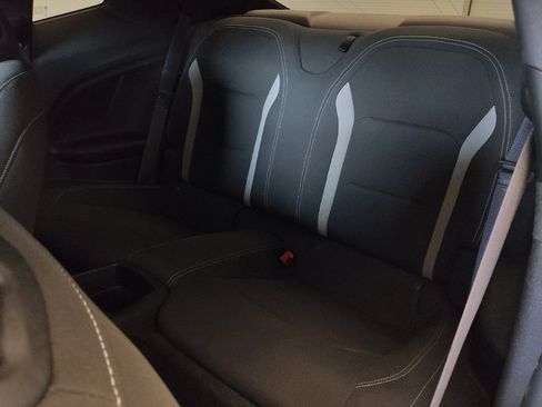 Used 2022 Chevrolet Camaro LT RWD image 18