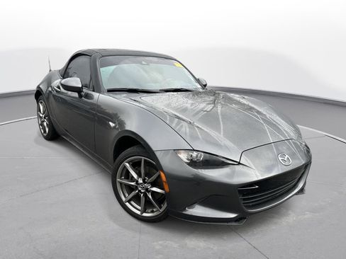 Used 2023 MAZDA MX-5 Miata Grand Touring image 4
