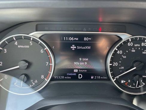 Used 2022 Nissan Rogue SV w/ SV Premium Package FWD image 30