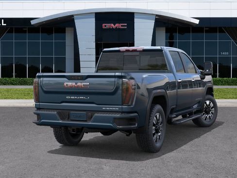 New 2026 GMC Sierra 2500 Denali w/ Denali Reserve Package AWD/4WD image 4